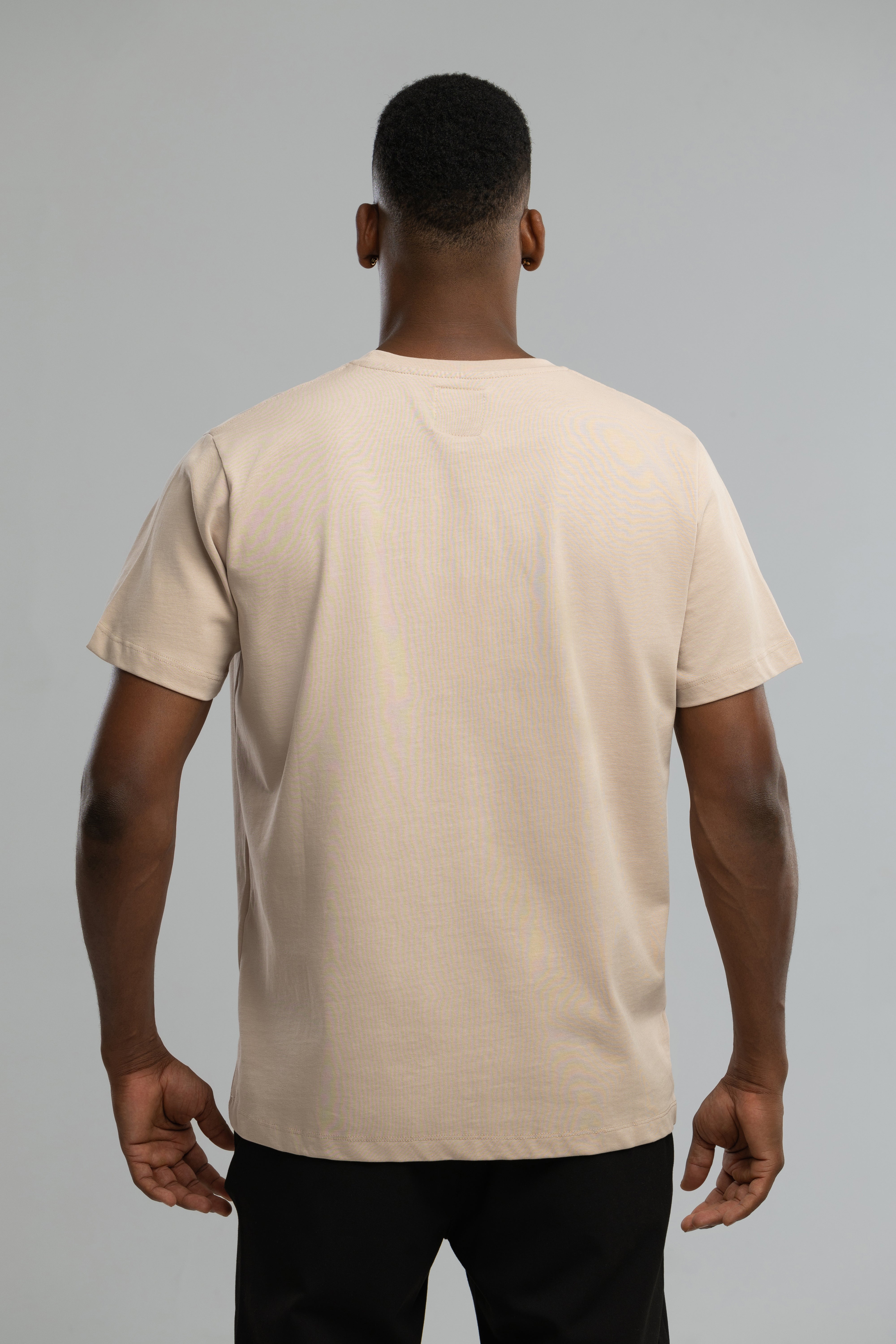 T-Shirt mit Aufnäher und Logo „Wilderness Cooking Stone“