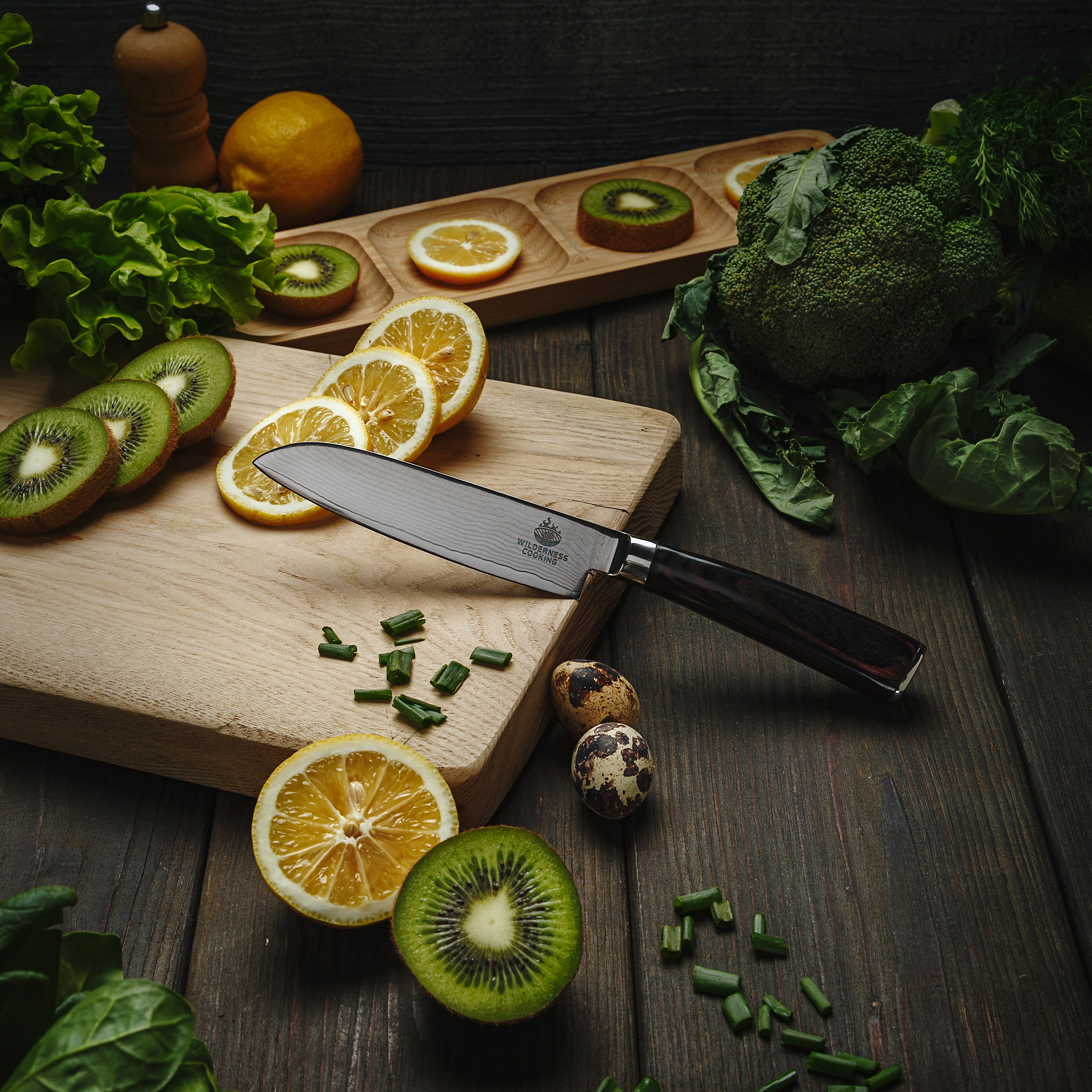 Damaskus Santoku Knife + Large Acacia Wood Bowl